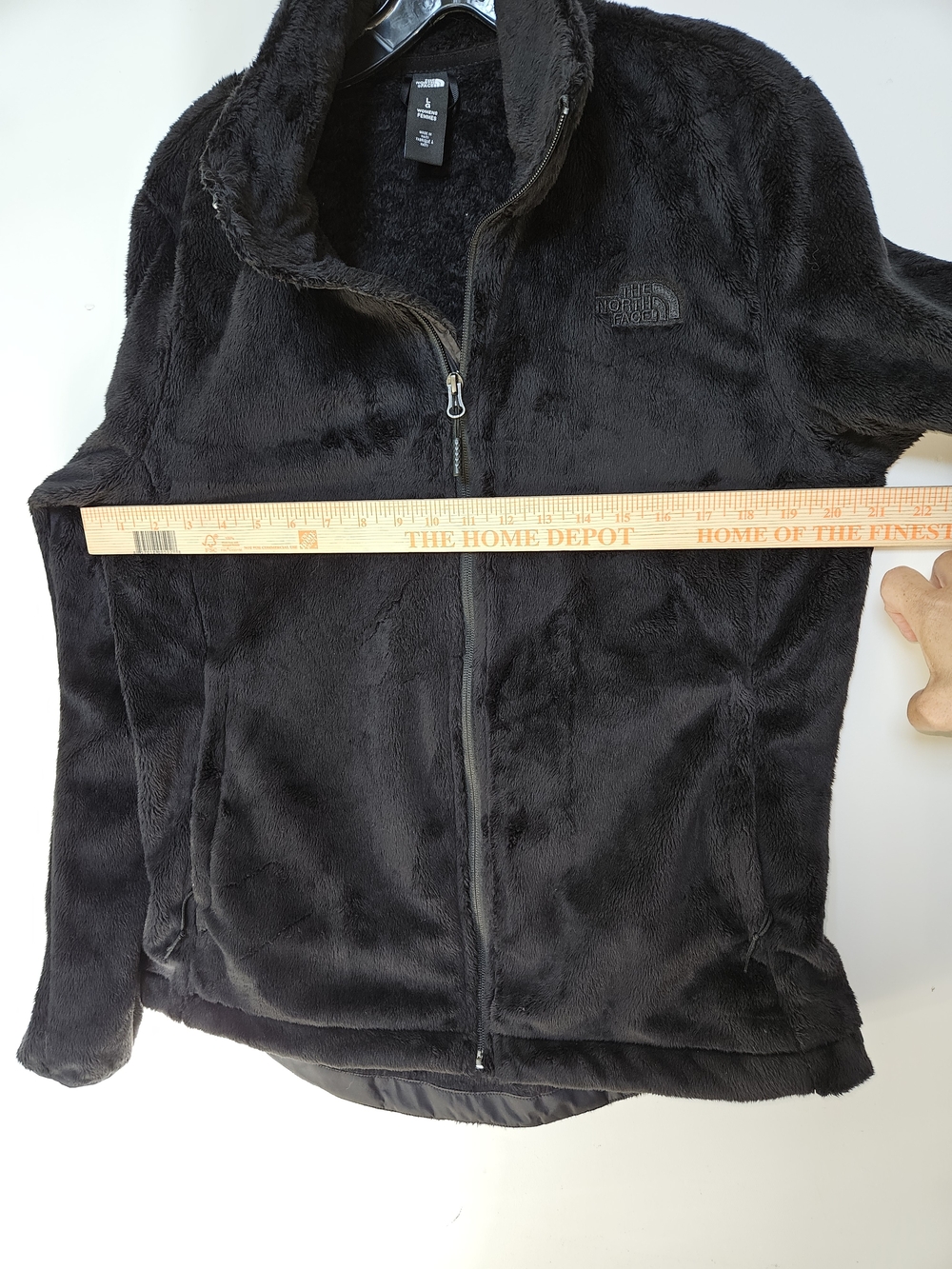 The North Face Women’s Black Fleece Jacket